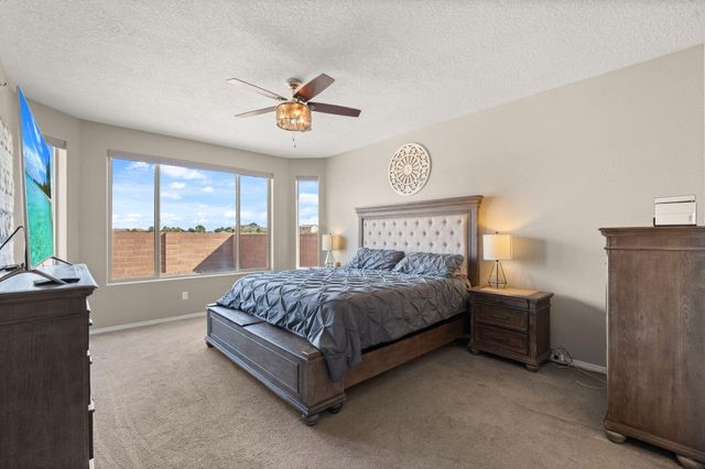 3953 Mountain Trail Loop NE, Rio Rancho, NM 87144