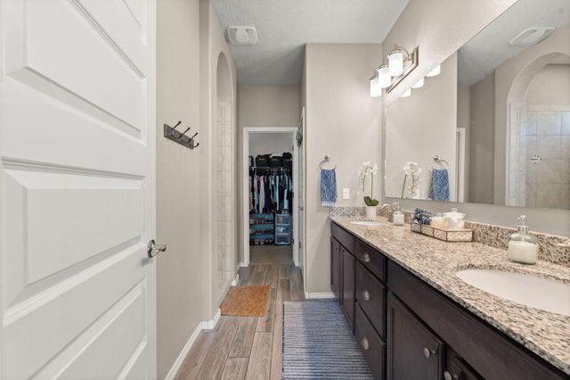 3953 Mountain Trail Loop NE, Rio Rancho, NM 87144