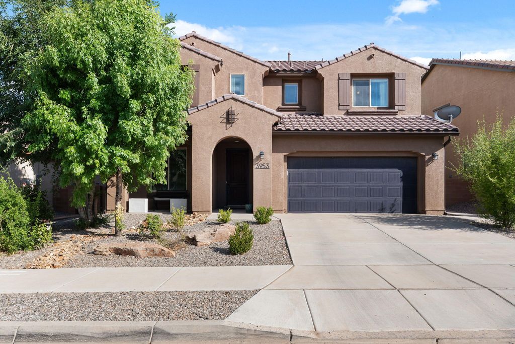 3953 Mountain Trail Loop NE, Rio Rancho, NM 87144