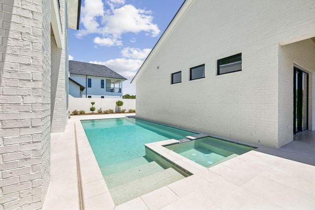 92 N Southern Cross Lane, Inlet Beach, FL 32461