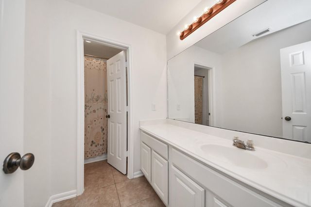 2705 Calico Creek Lane, Pearland, TX 77584