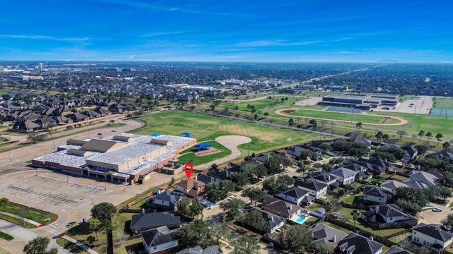 2705 Calico Creek Lane, Pearland, TX 77584