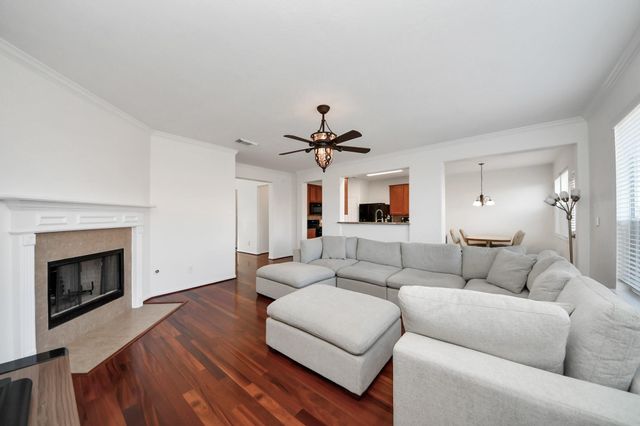 2705 Calico Creek Lane, Pearland, TX 77584