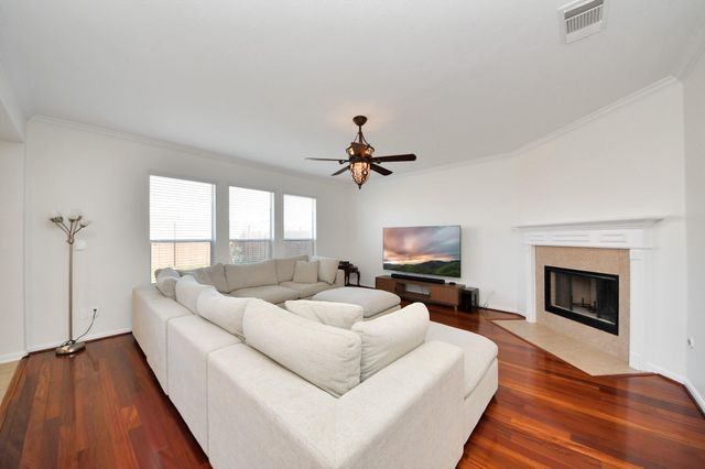 2705 Calico Creek Lane, Pearland, TX 77584