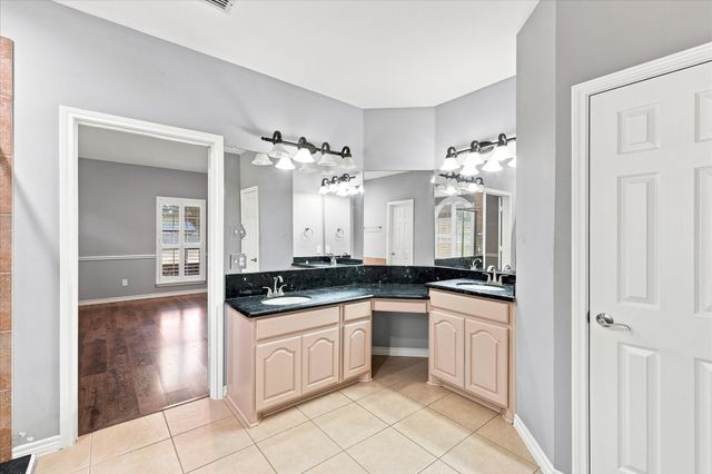 809 Meadowside Court, Garland, TX 75043