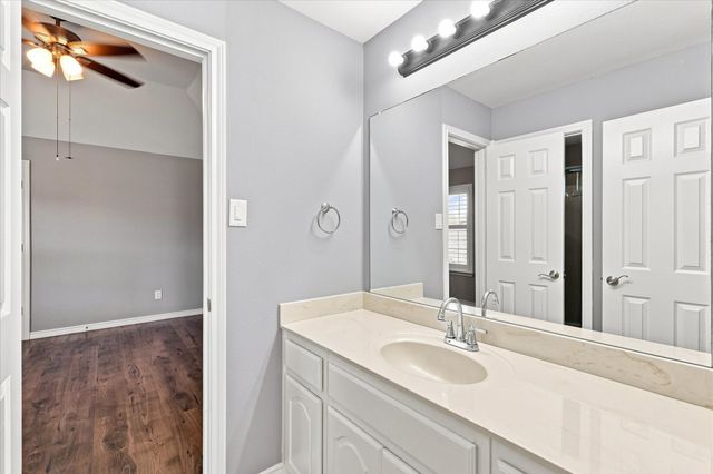 809 Meadowside Court, Garland, TX 75043
