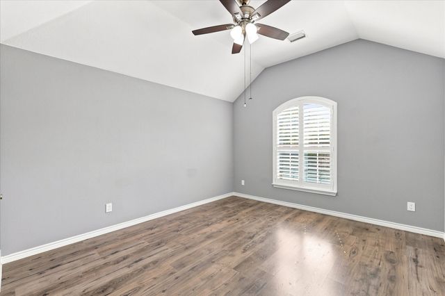 809 Meadowside Court, Garland, TX 75043