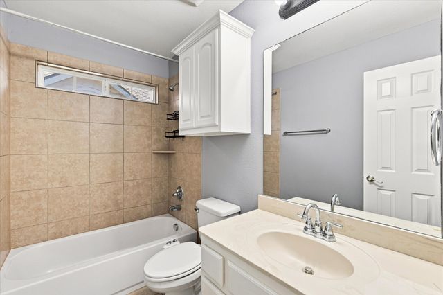 809 Meadowside Court, Garland, TX 75043