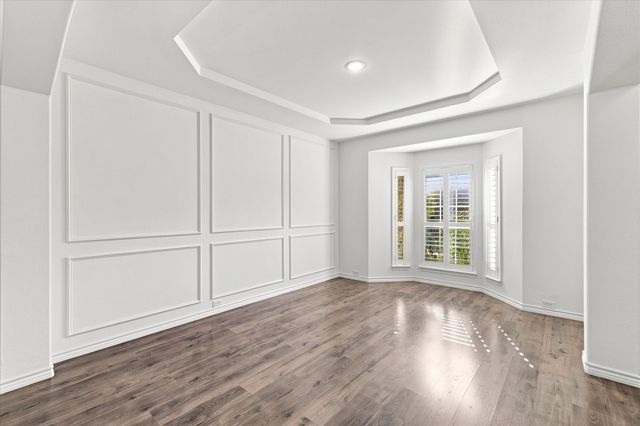 809 Meadowside Court, Garland, TX 75043