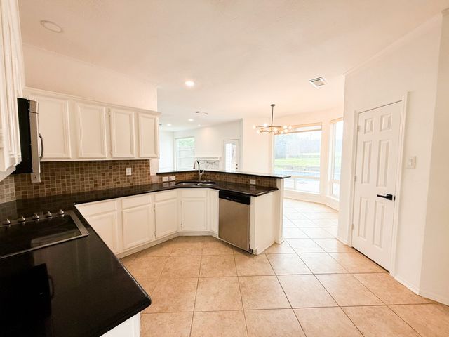 1307 Pawnee Trail, Carrollton, TX 75007