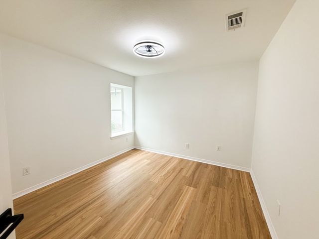 1307 Pawnee Trail, Carrollton, TX 75007