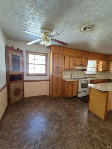 123 Elmwood Lane, Rustburg, VA 24588