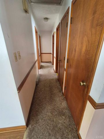 123 Elmwood Lane, Rustburg, VA 24588