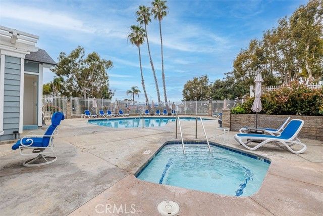 16960 Algonquin Street 2-304, Huntington Beach, CA 92649