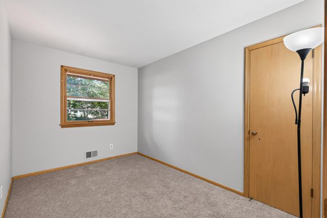 7200 Cartisian Avenue, Brooklyn Park, MN 55428