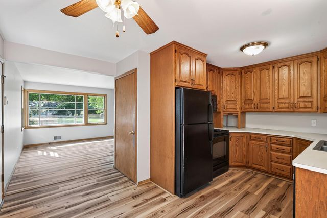 7200 Cartisian Avenue, Brooklyn Park, MN 55428