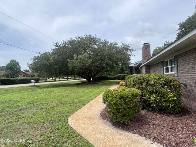 4637 Dean Drive, Wilmington, NC 28405