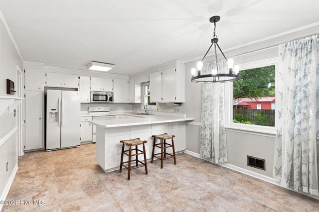 4637 Dean Drive, Wilmington, NC 28405