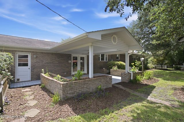 4637 Dean Drive, Wilmington, NC 28405