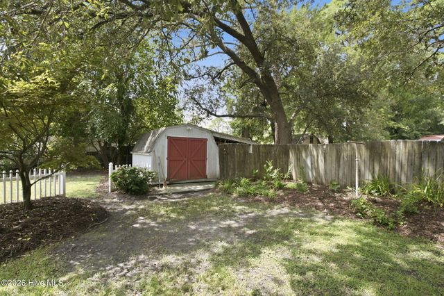 4637 Dean Drive, Wilmington, NC 28405