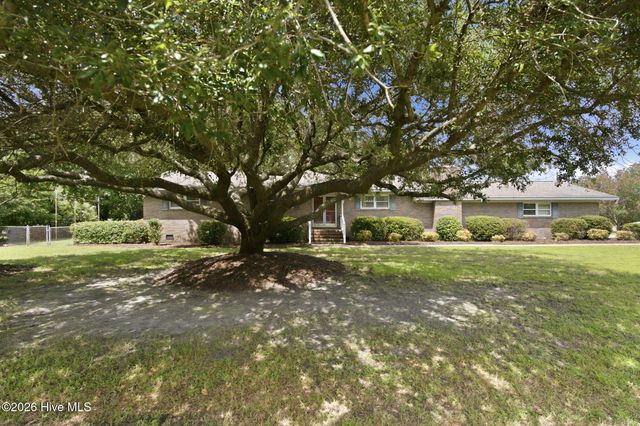 4637 Dean Drive, Wilmington, NC 28405