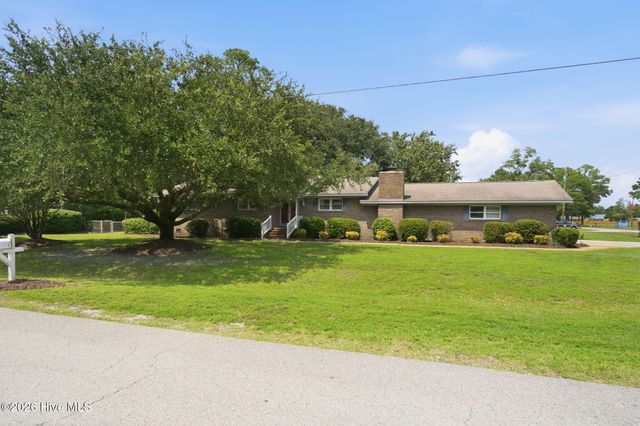 4637 Dean Drive, Wilmington, NC 28405