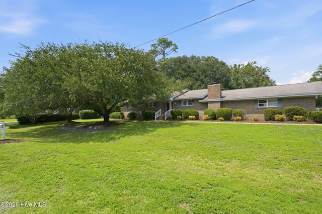 4637 Dean Drive, Wilmington, NC 28405