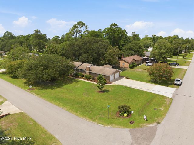 4637 Dean Drive, Wilmington, NC 28405