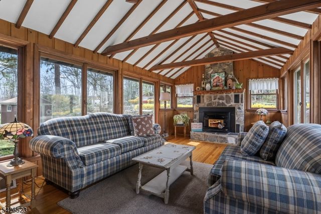 315 W Lake Shore Dr, Vernon Twp., NJ 07422