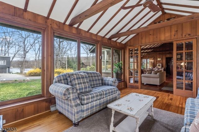 315 W Lake Shore Dr, Vernon Twp., NJ 07422