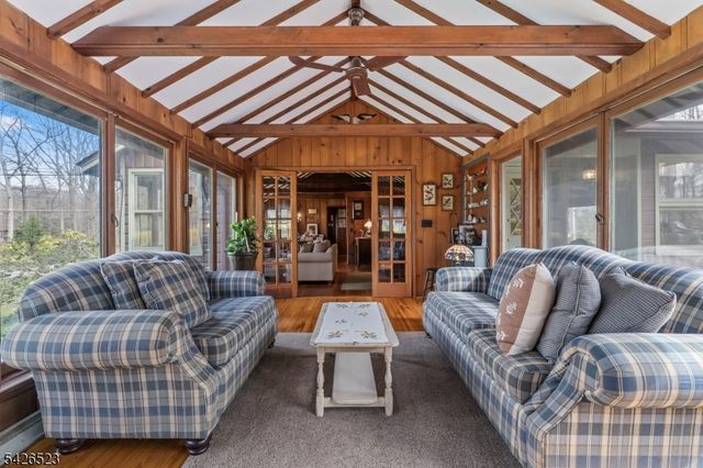 315 W Lake Shore Dr, Vernon Twp., NJ 07422