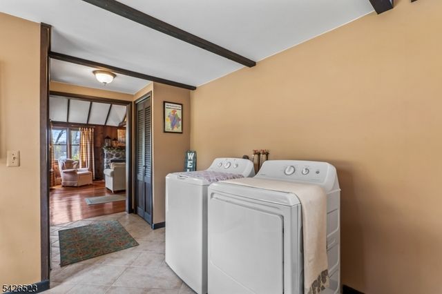 315 W Lake Shore Dr, Vernon Twp., NJ 07422