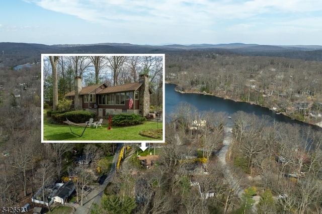 315 W Lake Shore Dr, Vernon Twp., NJ 07422