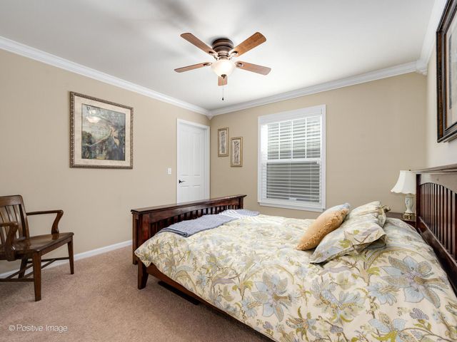 3644 N Avondale Avenue, Chicago, IL 60618