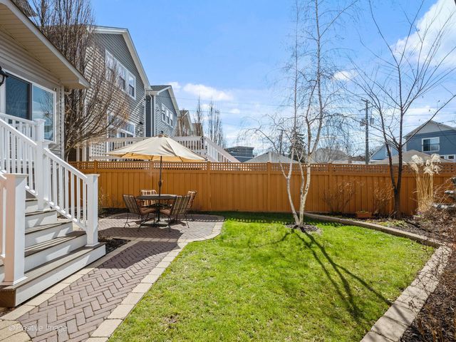 3644 N Avondale Avenue, Chicago, IL 60618