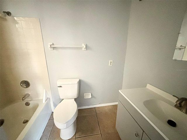 2040 SAN MARCOS DRIVE SE 103, Winter Haven, FL 33880