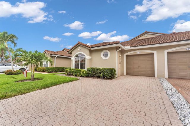 8385 Vía Serena, Boca Raton, FL 33433