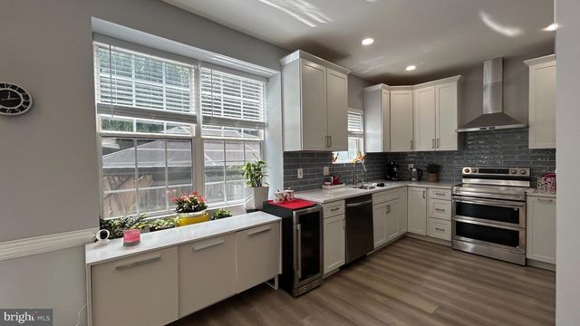 6025 MCALESTER WAY, Centreville, VA 20121