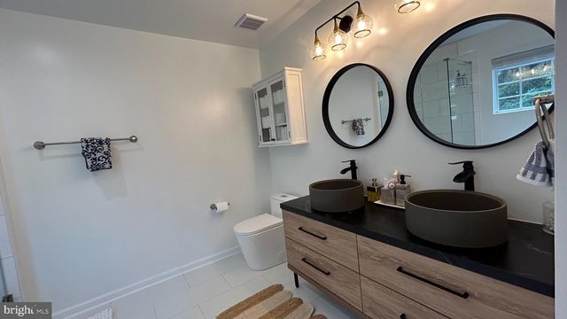 6025 MCALESTER WAY, Centreville, VA 20121