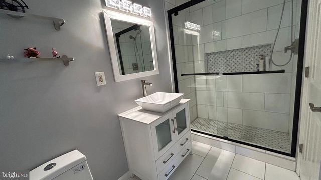 6025 MCALESTER WAY, Centreville, VA 20121