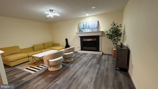 6025 MCALESTER WAY, Centreville, VA 20121