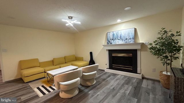 6025 MCALESTER WAY, Centreville, VA 20121