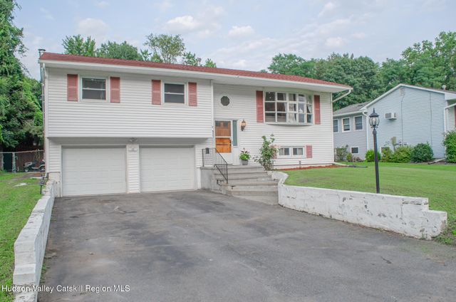 32 Kalina Drive, Saugerties, NY 12477