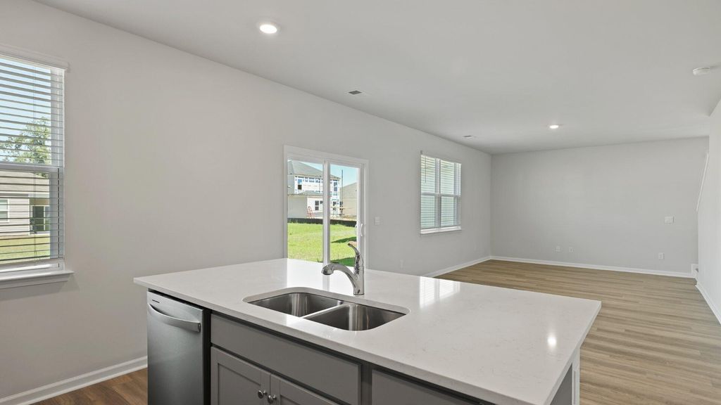 Image 19 of property listing at 226 Yarrow Way, Moncks Corner, SC 29461