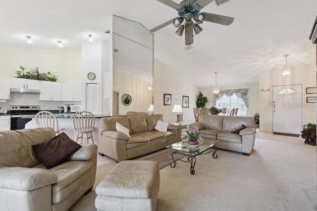 2802 DRIFTING LILLY LOOP, Kissimmee, FL 34747
