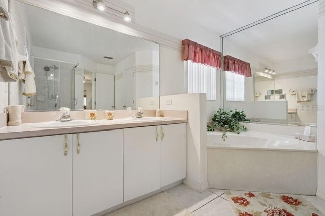 2802 DRIFTING LILLY LOOP, Kissimmee, FL 34747