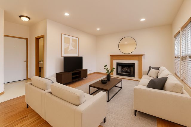 719 Sun Lake Road, Lake Villa, IL 60046