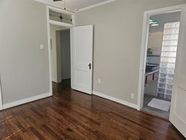 7010 Vivian Avenue, Dallas, TX 75223