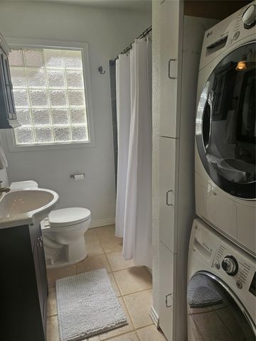 7010 Vivian Avenue, Dallas, TX 75223