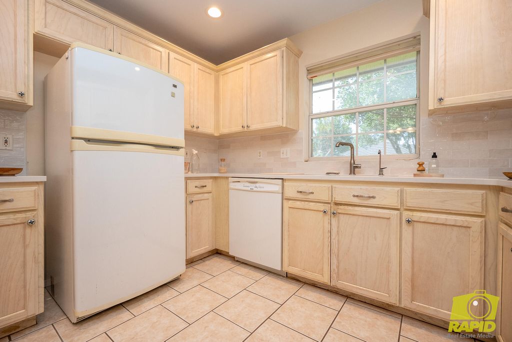 Image 16 of property listing at 3506 Clearview Drive, San Angelo, TX 76904